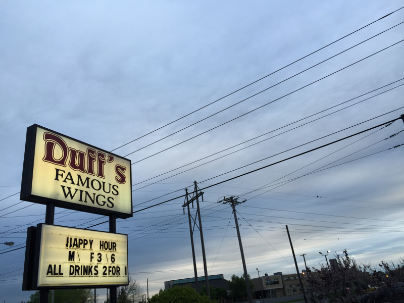 Illustration for article titled I Drove A Lexus RC 350 1,000 Miles Just To Find The Best Buffalo Wings Anywhere